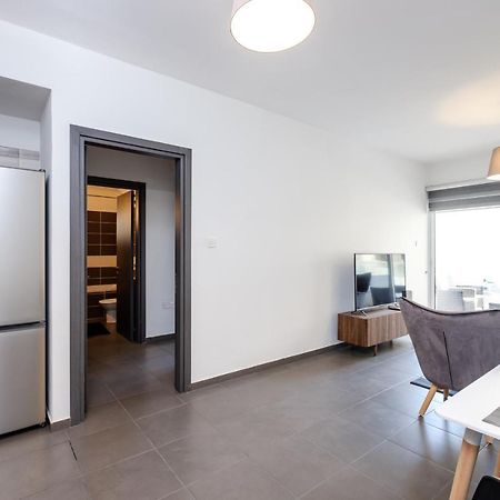 Book Me Now Central Flat Apartament Larnaca Zewnętrze zdjęcie